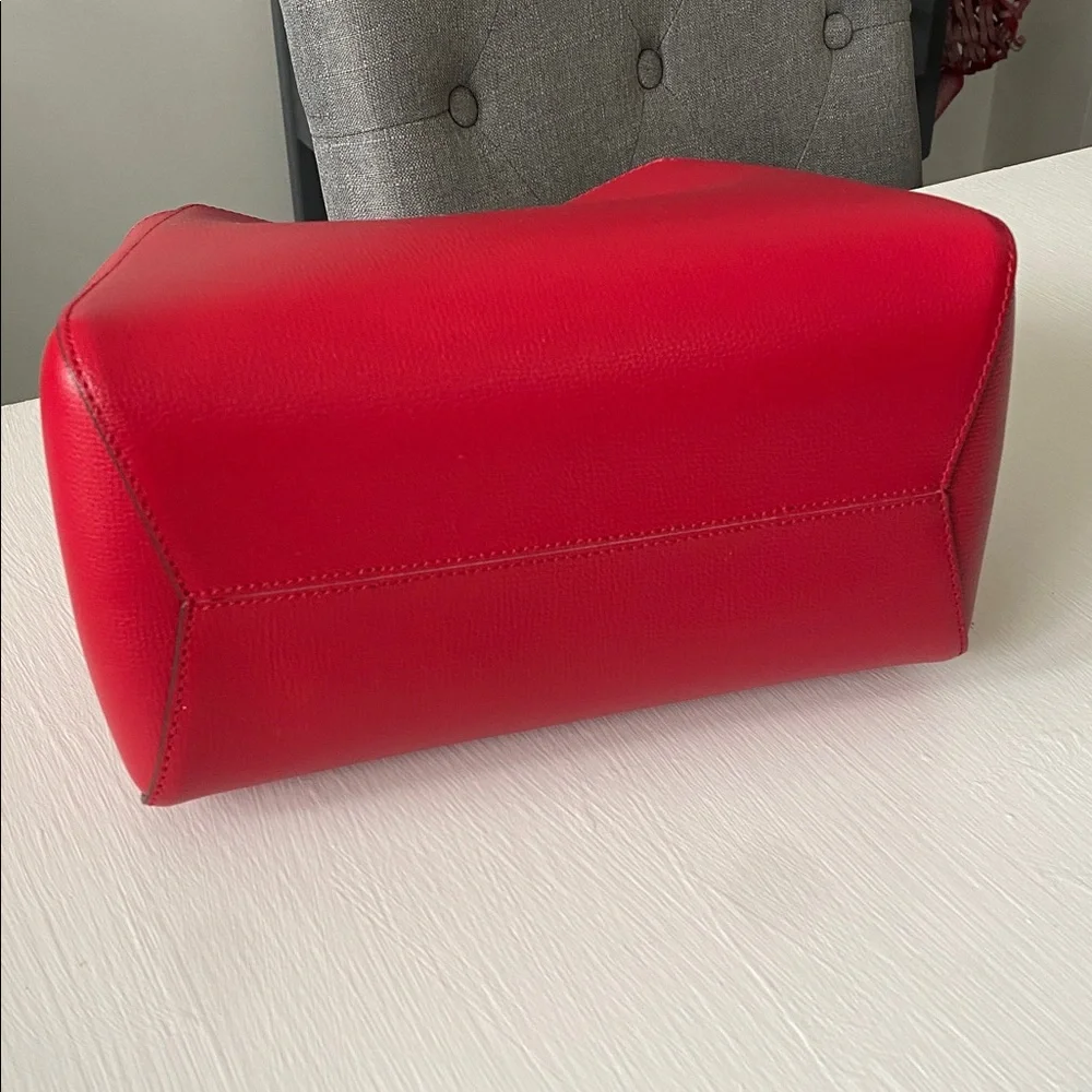 kate spade chic stylish